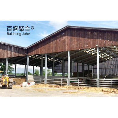 Sandwichpaneel/Dakplaat van staal Prefab veehuis voor schapen geiten runderen