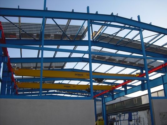Industriële opslagplaats Metalen frame shed met AiSi standaard en sandwich paneel dakbedekking