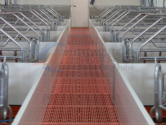 Huisje Huisje Vogelhouderij Ontwerp met industrieel gebouw en C.Z. Shape Steel Channel