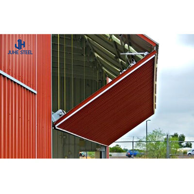 Bouw van een hoge sportschool met behulp van geprefabriceerde staalconstructie