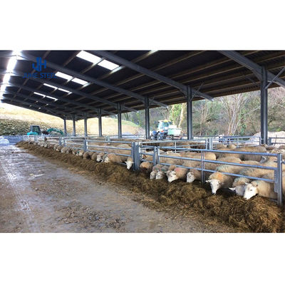 Schuifdeur Geit Schaap Staalstructuur Boerderij voor windbelasting 200 Km/h en vee