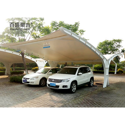 PVDF PTFE Tensile Membrane Stof Groot staal frame Automatische luifel voor 3 auto's Parkeerplaats